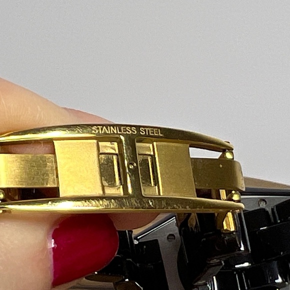 Swiss Legend Karamica Women’s Black Watch Ceramic, Tested, Works! Small Wrist - Picture 13 of 13